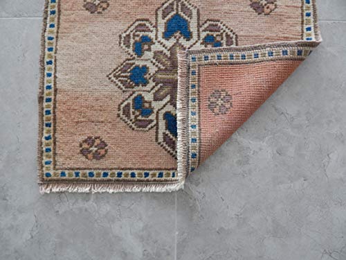 Turkish Oushak Square Kitchen and Bathroom Mat, Miniature Petite Boho Rug, Bohemian Handwoven Rugs, Mini Area Rug Table Carpet 17'' x 21'' (42 x 54 Cm)