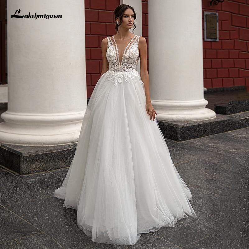 Lakshmigown Charming Lace Appliqued Wedding Dresses Beach Bride Gowns V-Neck Sleeveless A-Line Tulle Country Party Dresses
